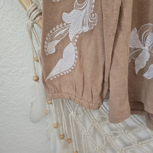 Soft Surroundings Alva Embroidered Knit Top Boho Balloon Sleeve Button Front L - Picture 9 of 13